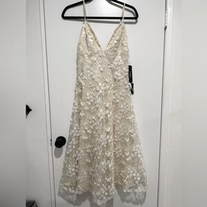 Lulus Cream Lace Midi Dress 
size Small